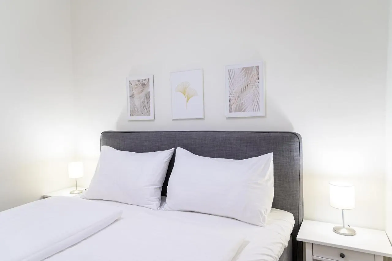 Beautiful Apartment In Vienna\'S Heart 1C contacts